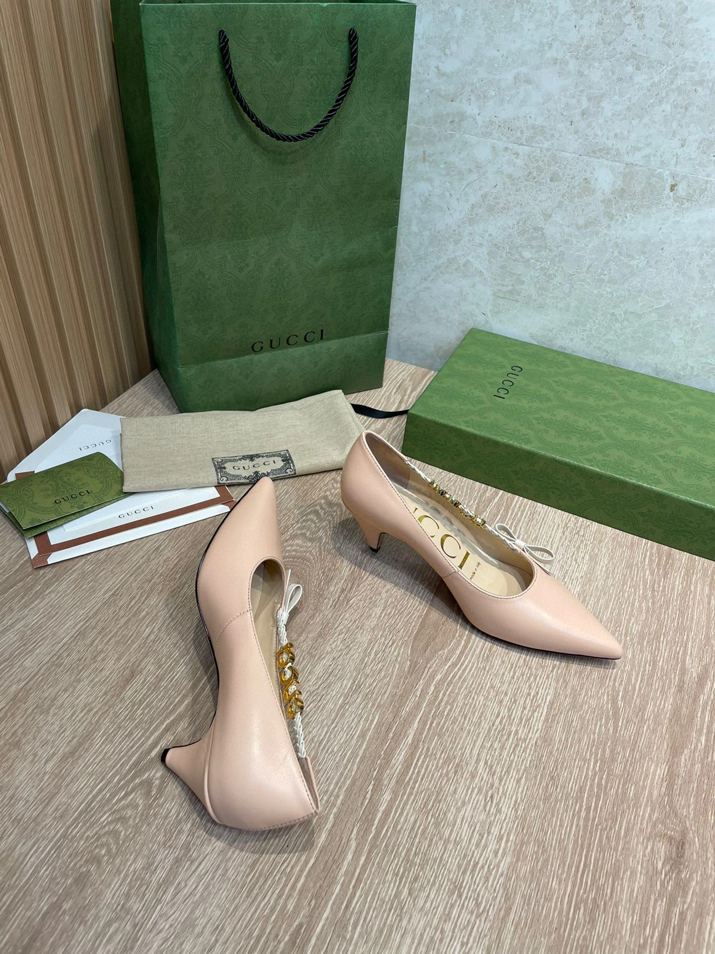 coco- heel height ：5.5cm ， Sheepskin item:B-X158J2327